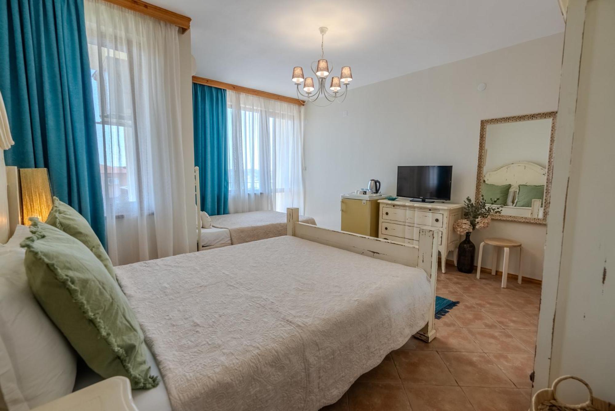Kalina Guest Rooms Sozopol Esterno foto