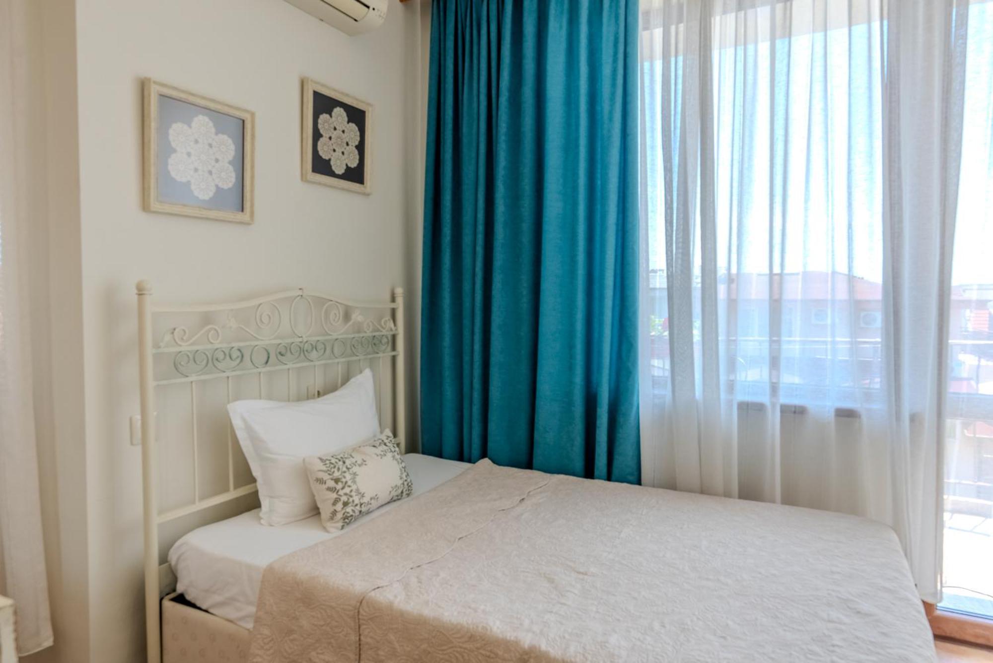 Kalina Guest Rooms Sozopol Esterno foto