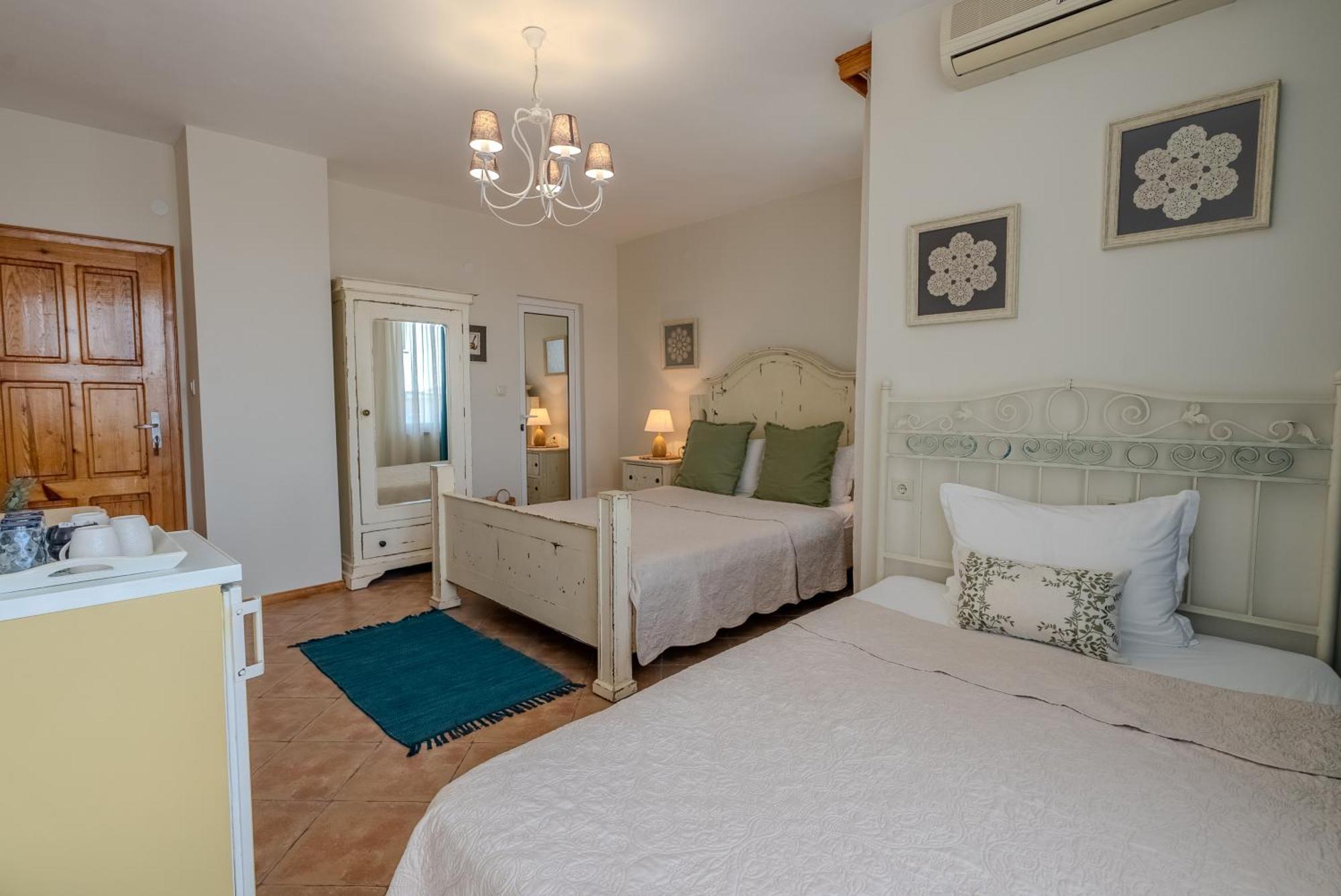 Kalina Guest Rooms Sozopol Esterno foto