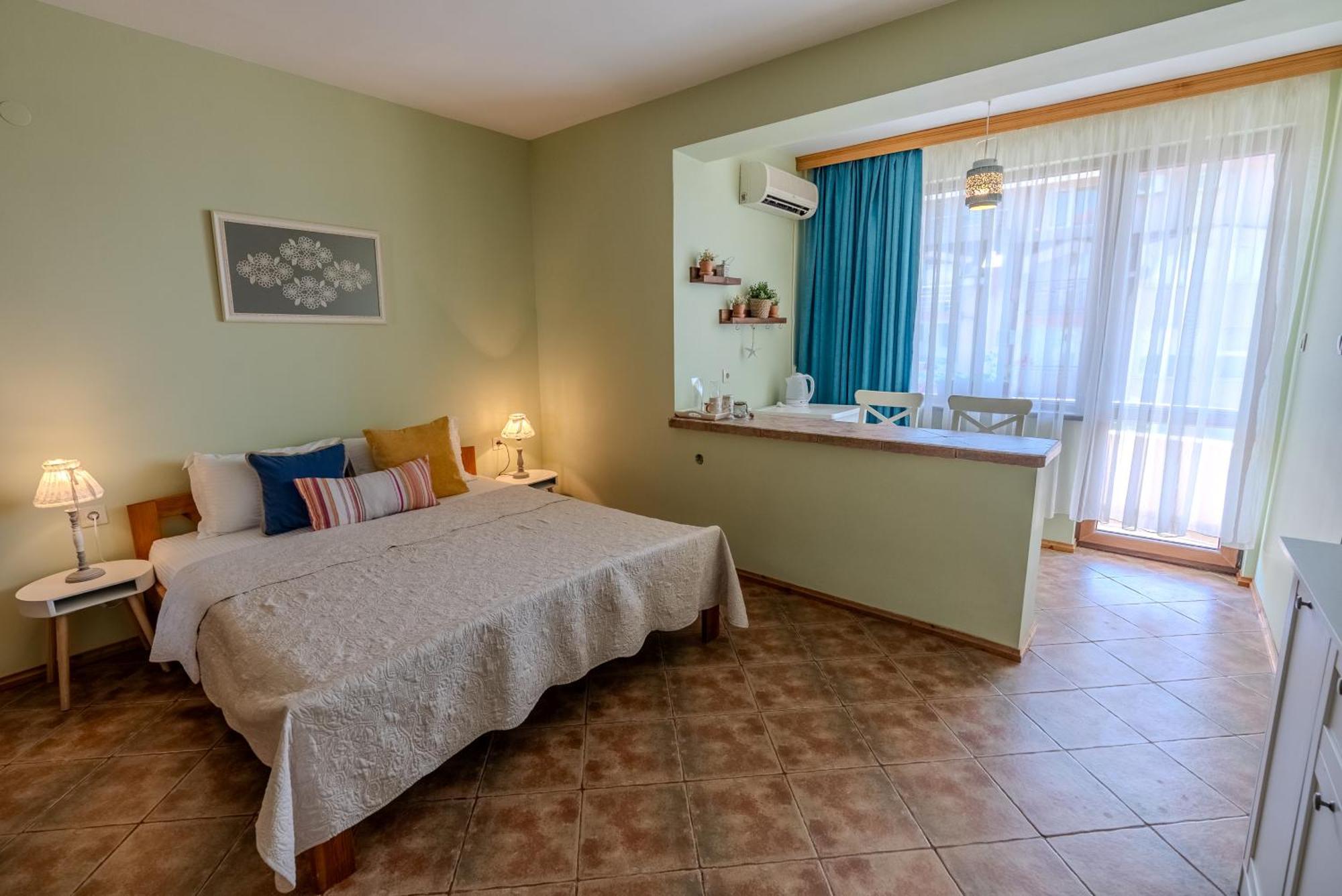 Kalina Guest Rooms Sozopol Esterno foto
