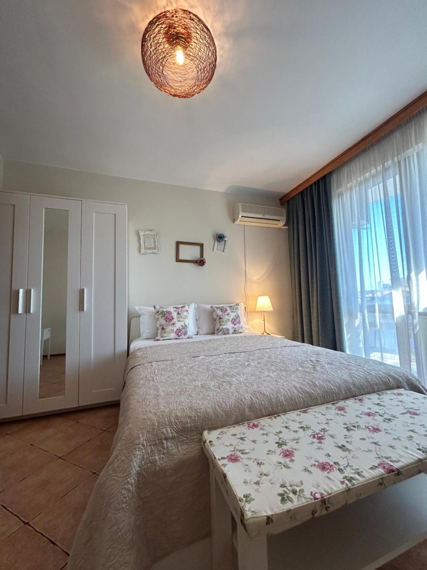 Kalina Guest Rooms Sozopol Esterno foto