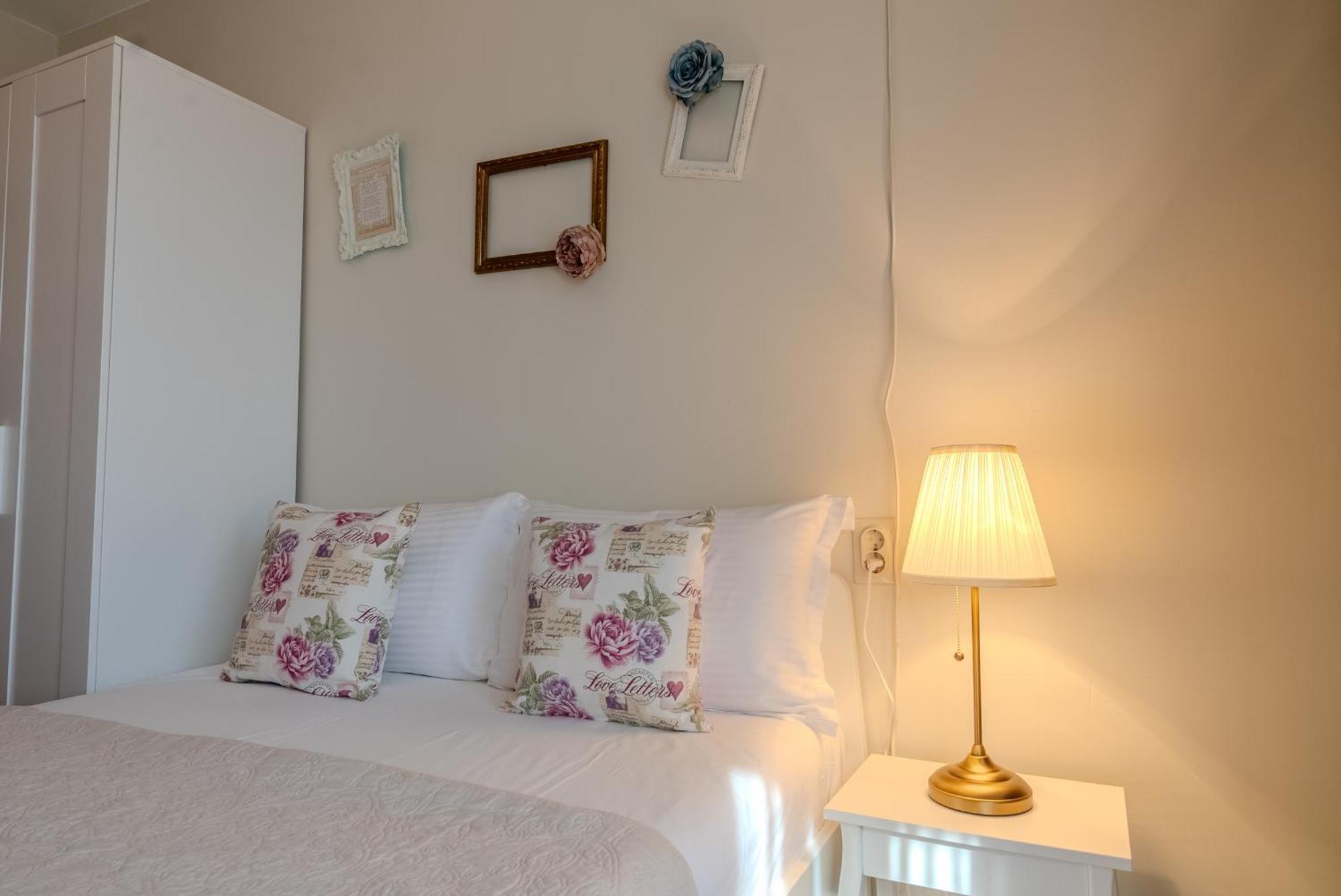Kalina Guest Rooms Sozopol Esterno foto
