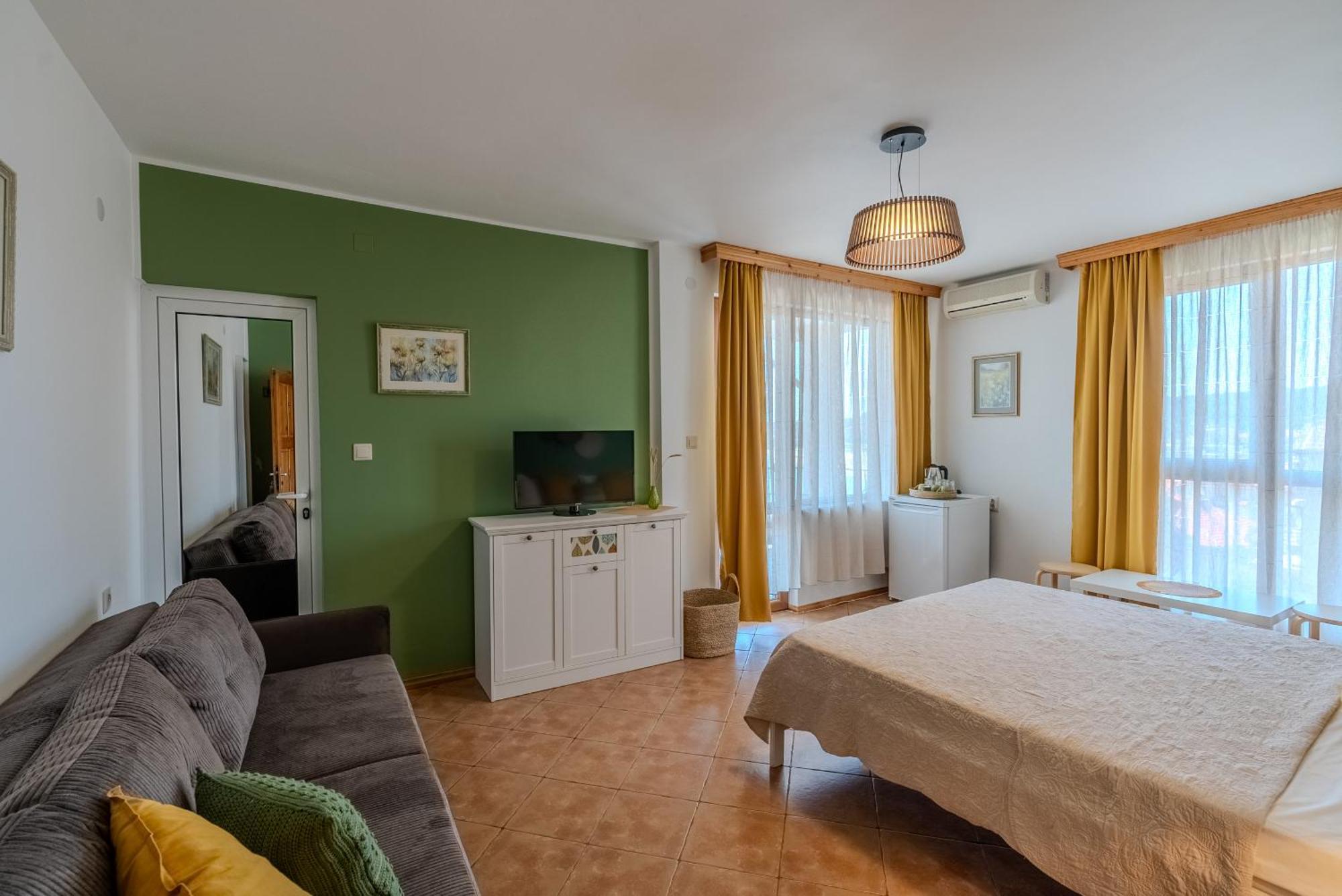 Kalina Guest Rooms Sozopol Esterno foto